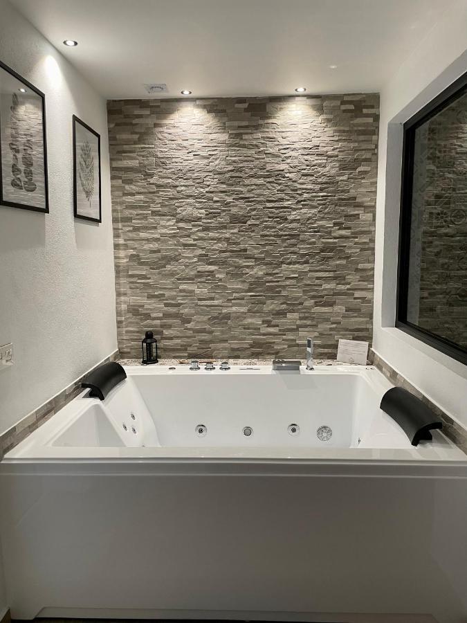 Cuevas Del Penon - Loft Torreon Apartment Grazalema Bagian luar foto
